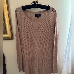 American Eagle Outfitters Long Sleeve Taupe Knit Top. Size S